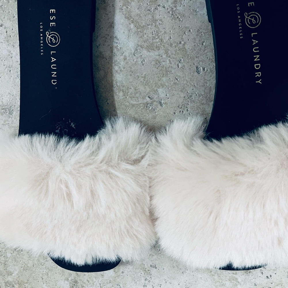 Fun fur slippers